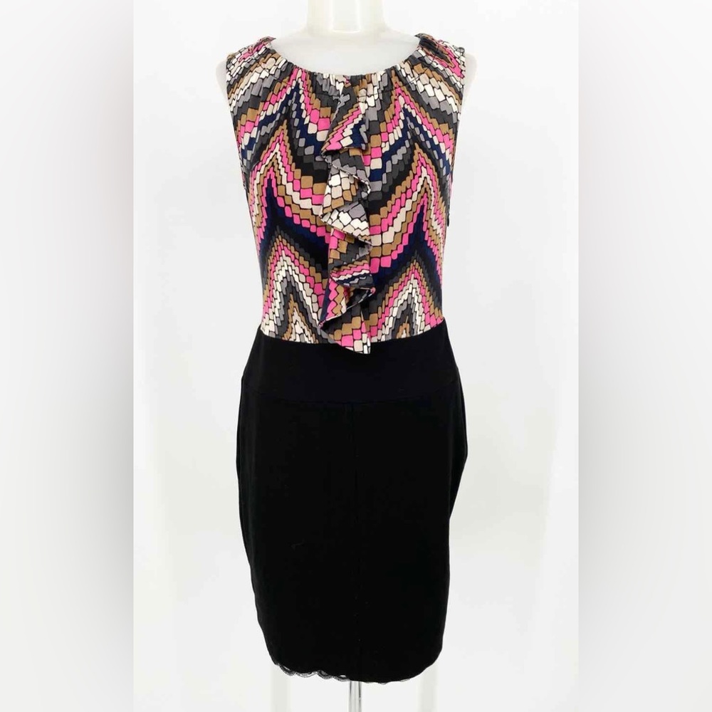 EUC Trina Turk Women's Black/Pink Sleeveless Chevron Size 2 Dress